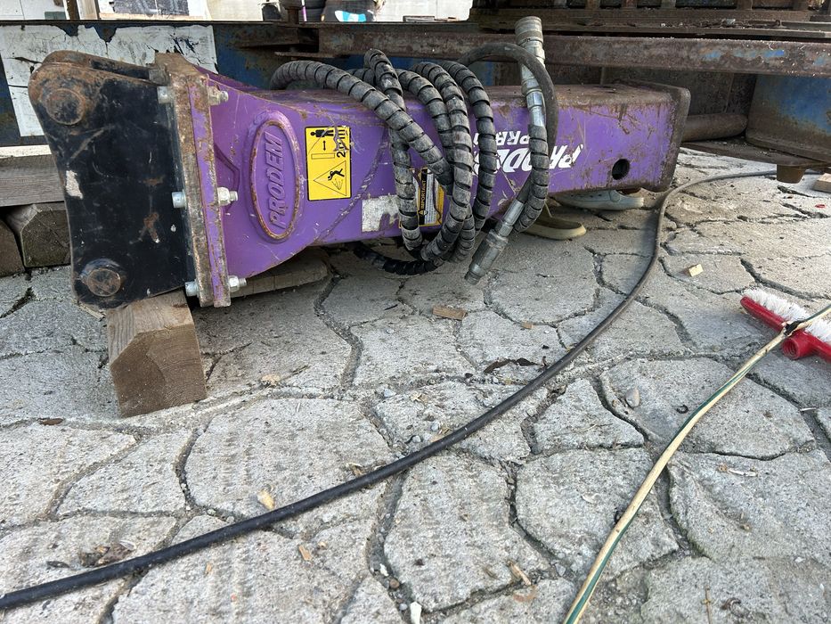Picon miniexcavator