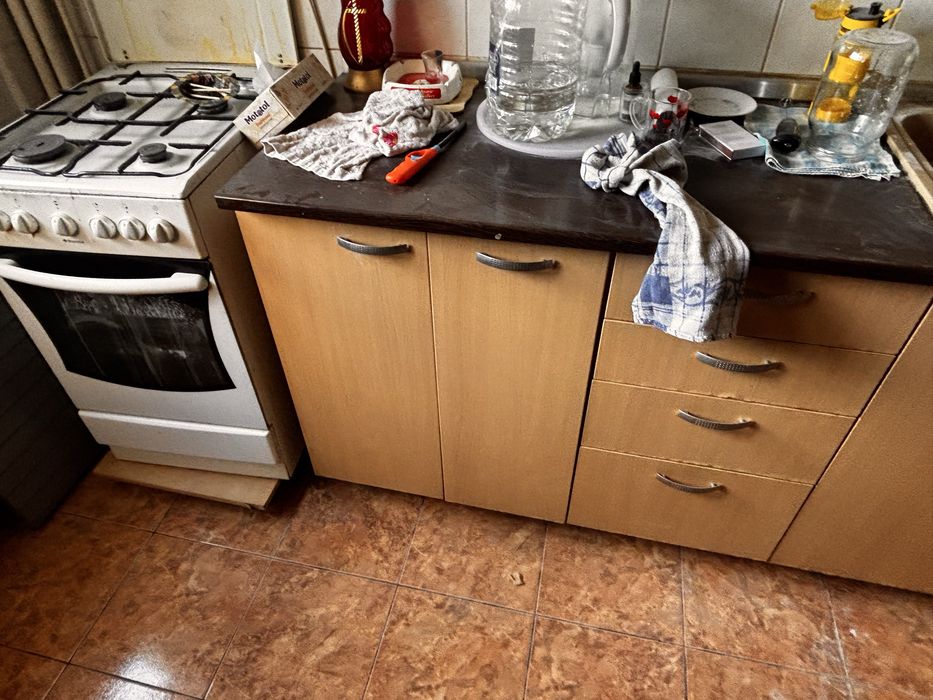 Mobila de bucatarie completa din pal + chiuveta(fara aragaz)