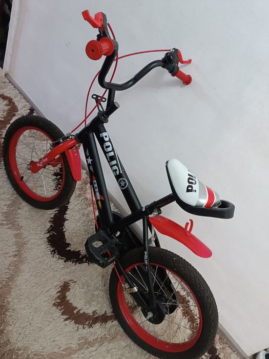 Bicicletă băieți 5-7 ani