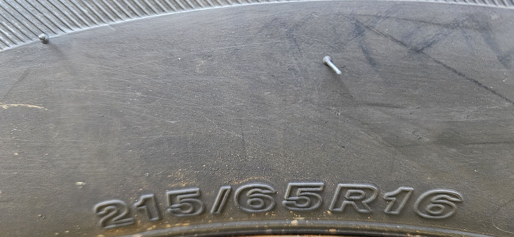 215/65/16 bridgestone blizzak 7.26 мм 2 бр.