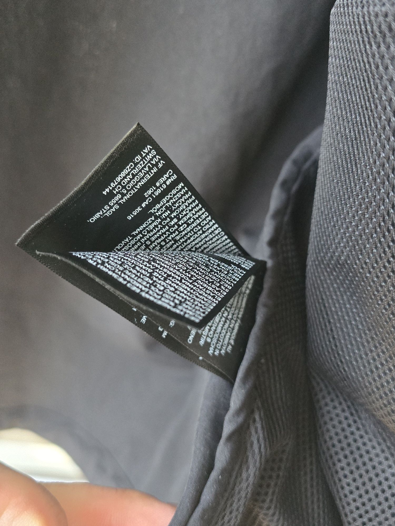Jaketa TheNorthFace ORIGINAL, mărimea M, nou, preț fix