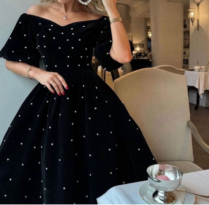 Бархатное вечерние платье