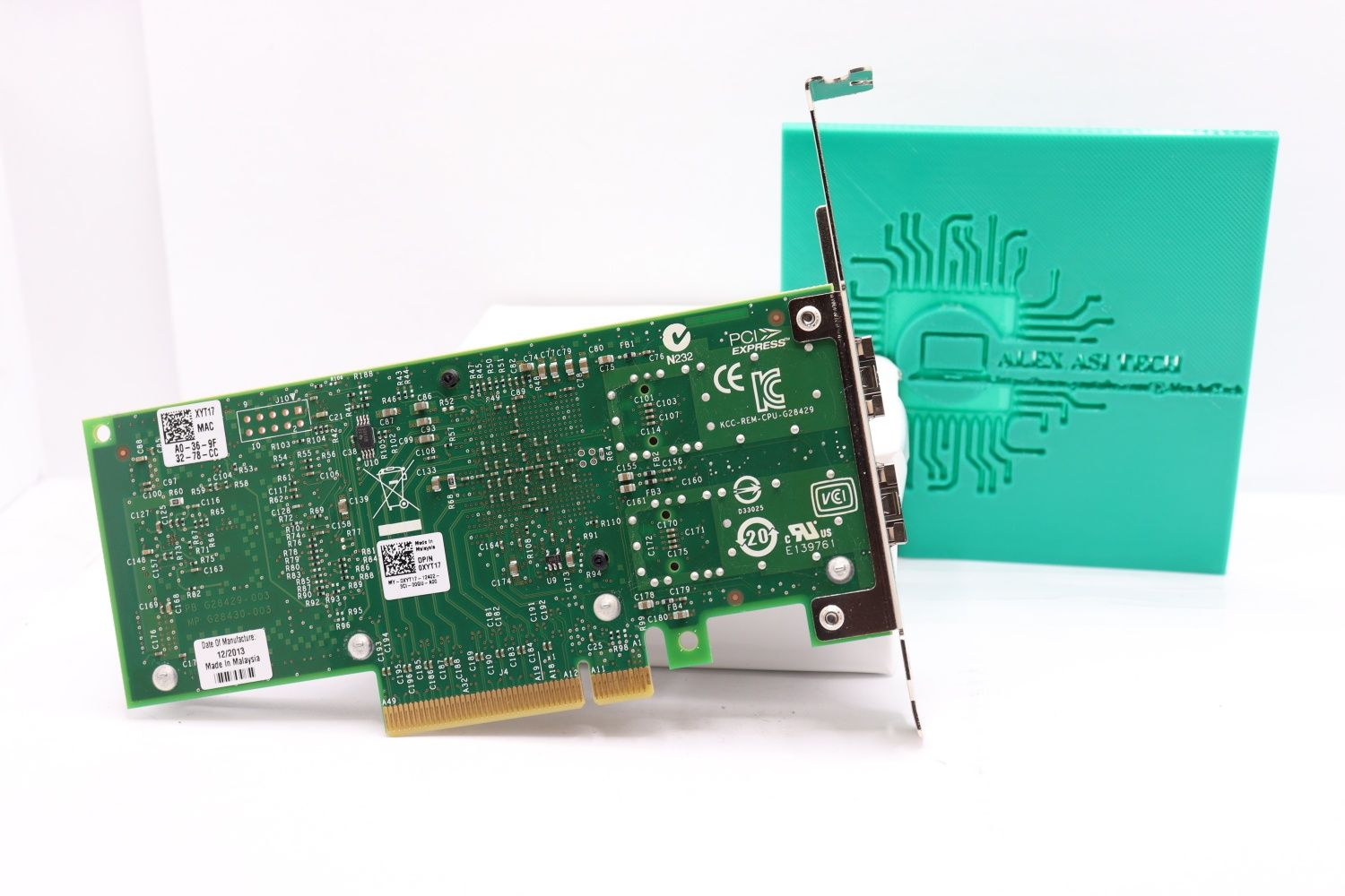 Placa de retea Originala Intel X520-DA2 SFP+ Dual Port 10Gb XYT17