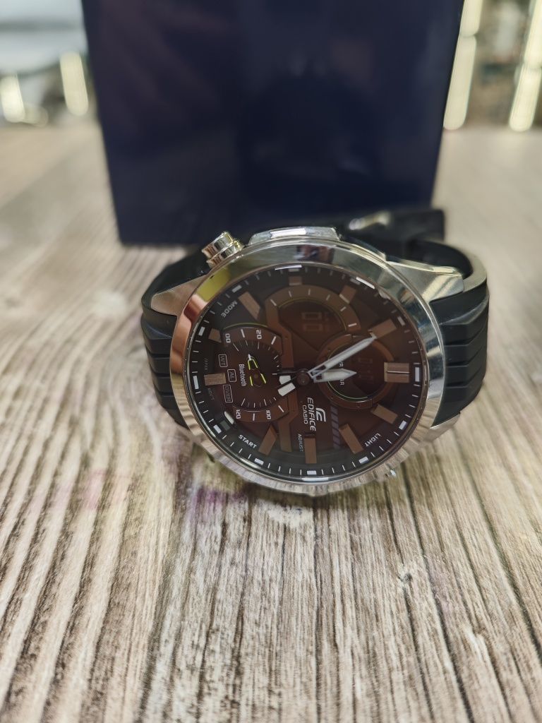 Casio Edifice Bluetooth ECB-30P-1A