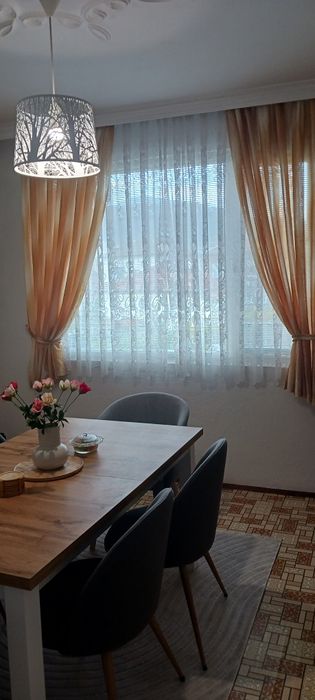 Завеси за прозорец