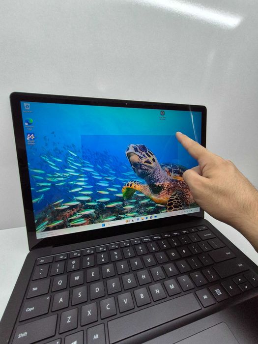 HP Core i5 6200U 8/256gb