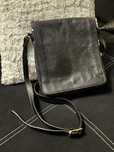 Чантичка от естествена кожа GenuineLeather
