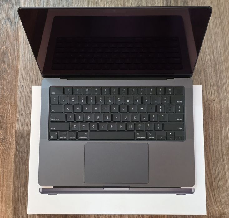 MacBook Pro 14 M4PRO 24/1TB новый