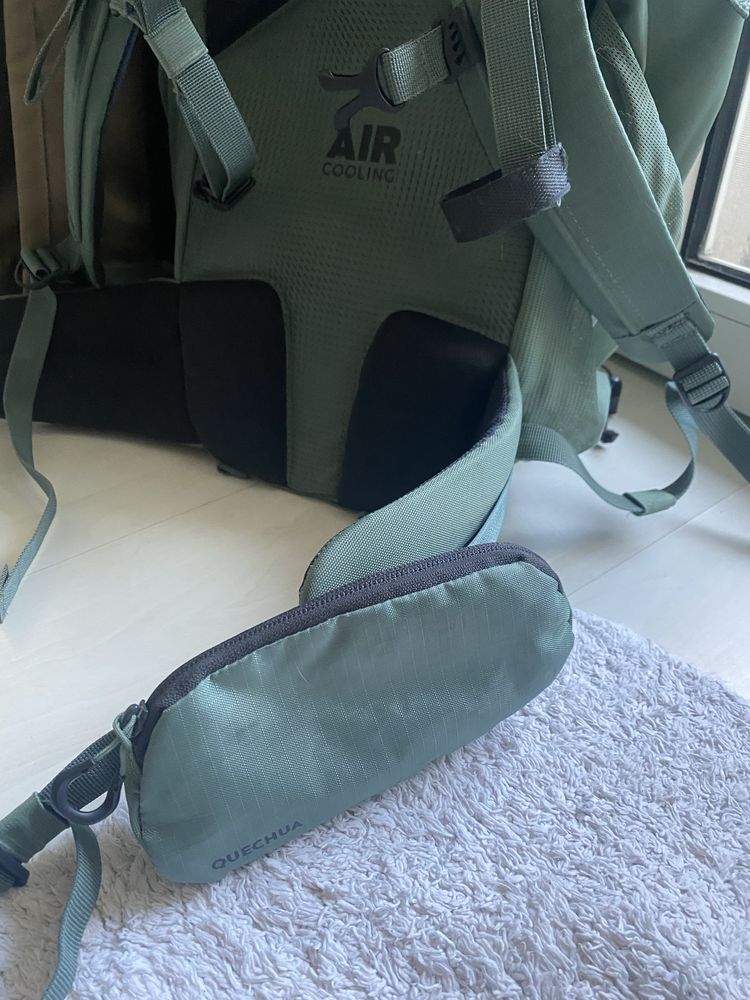 Туристическа раница Quechua 35L
