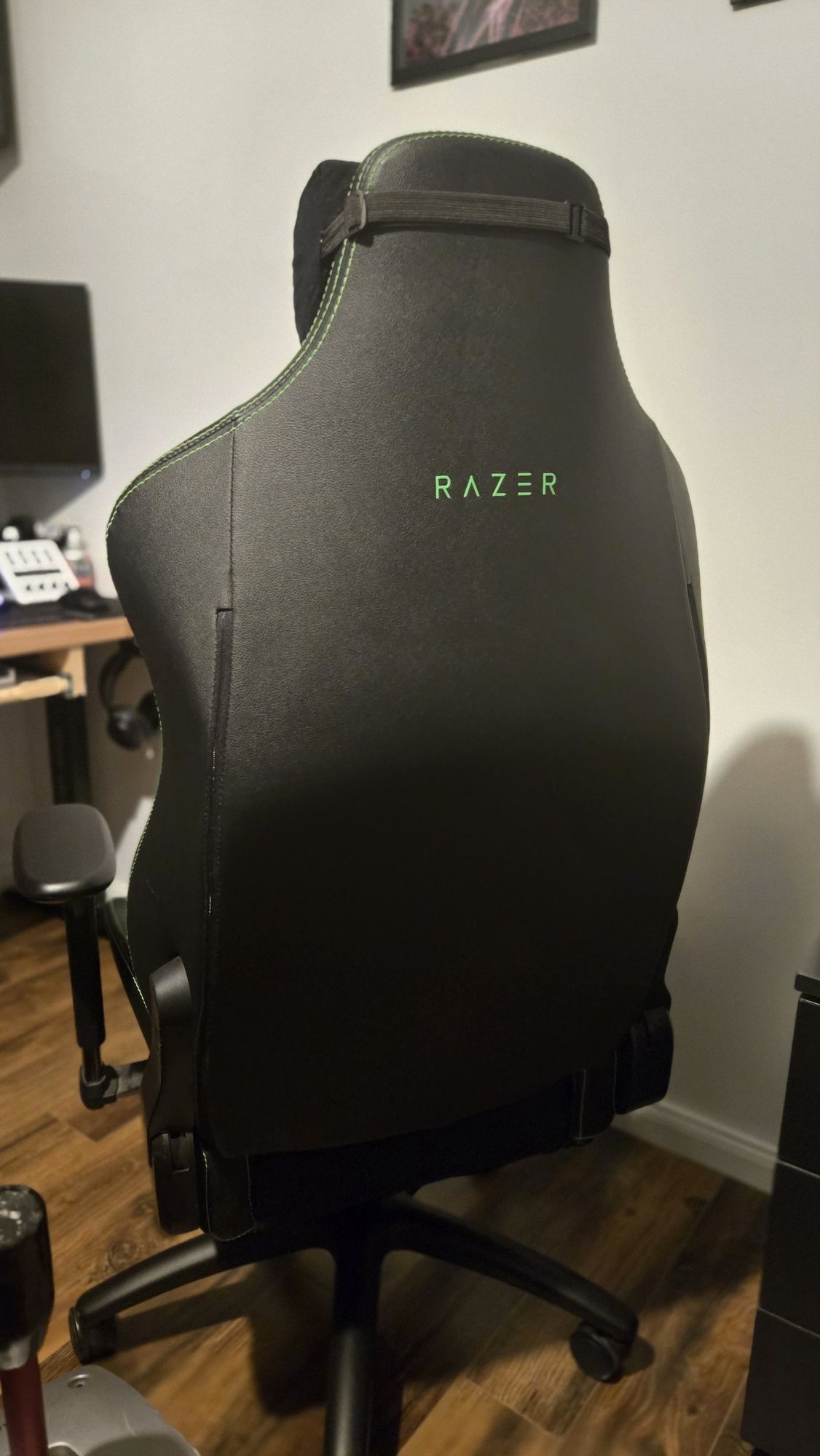 Scaun Gaming Birou Razer Iskur cu garantie