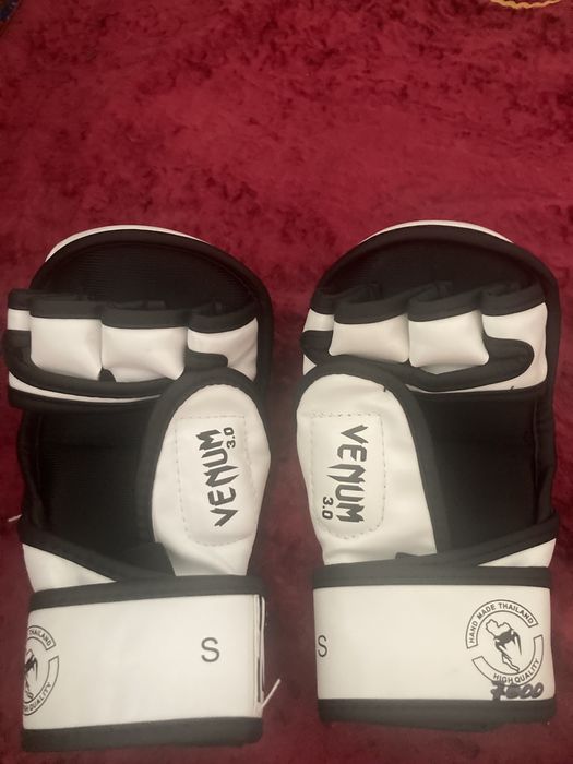 Продам перчатки черепашки для занятий Мма