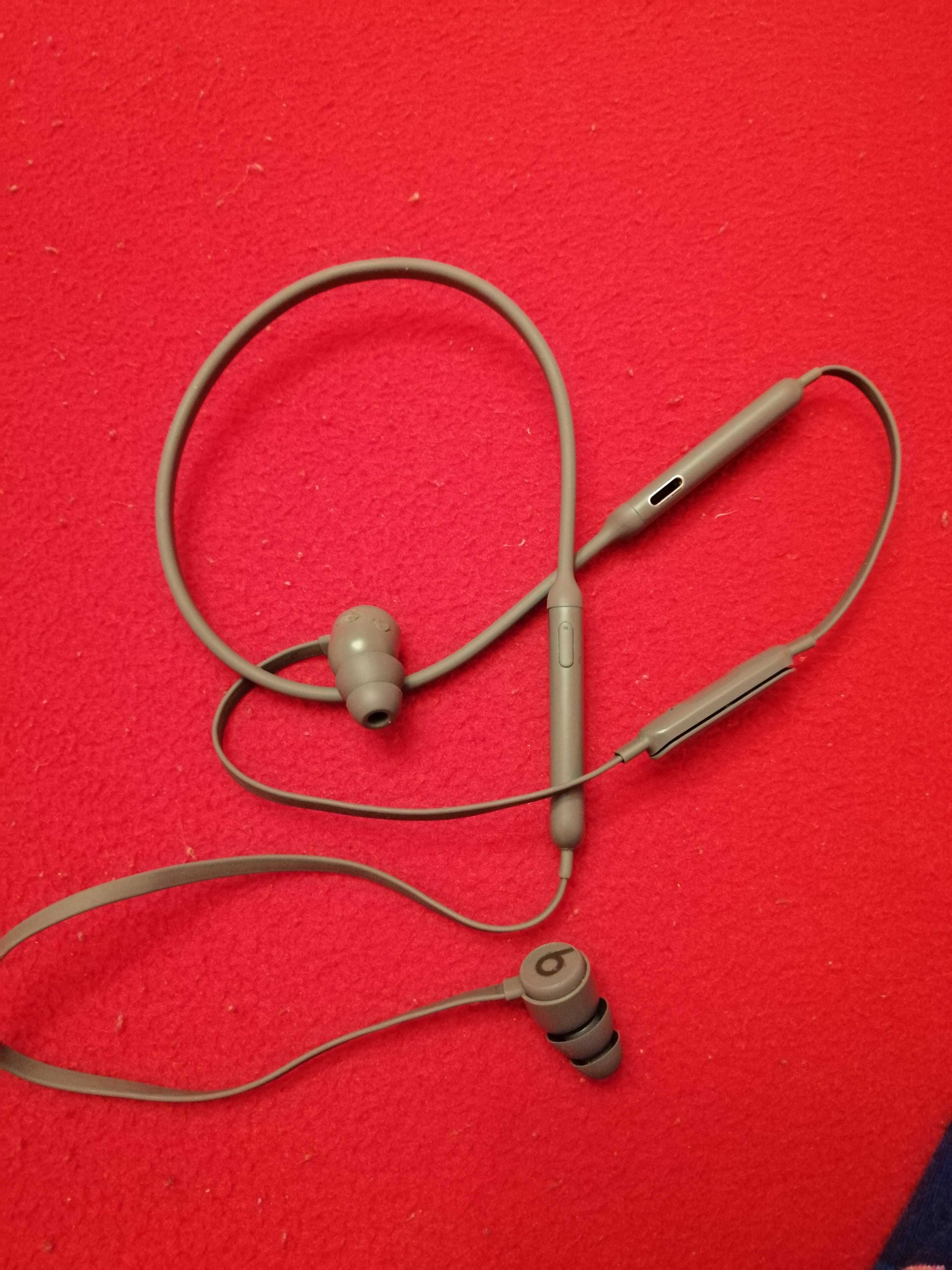 Аудио слушалки In-ear BeatsX by Dr. Dre, Wireless, Сиви