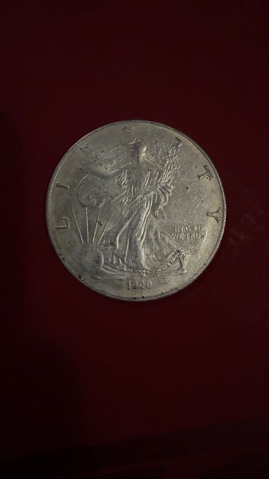 Продавам монетите от снимките