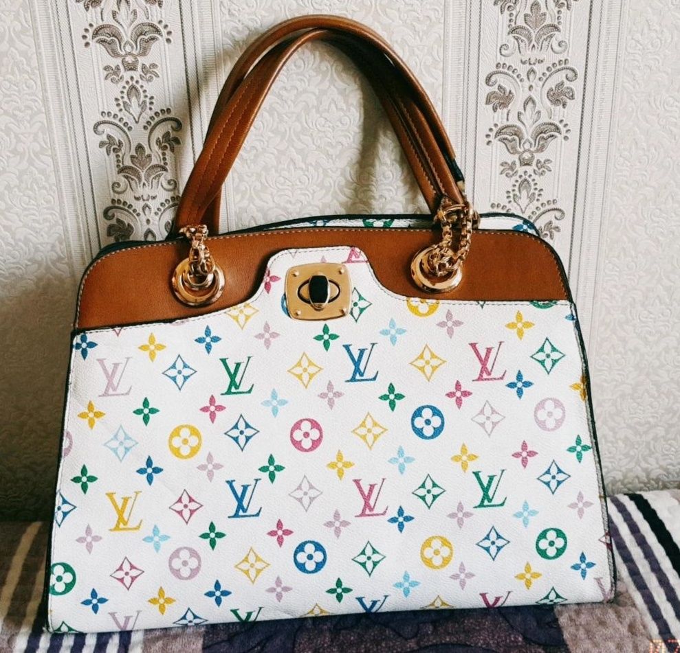 Продаётся сумка Louis Vuitton