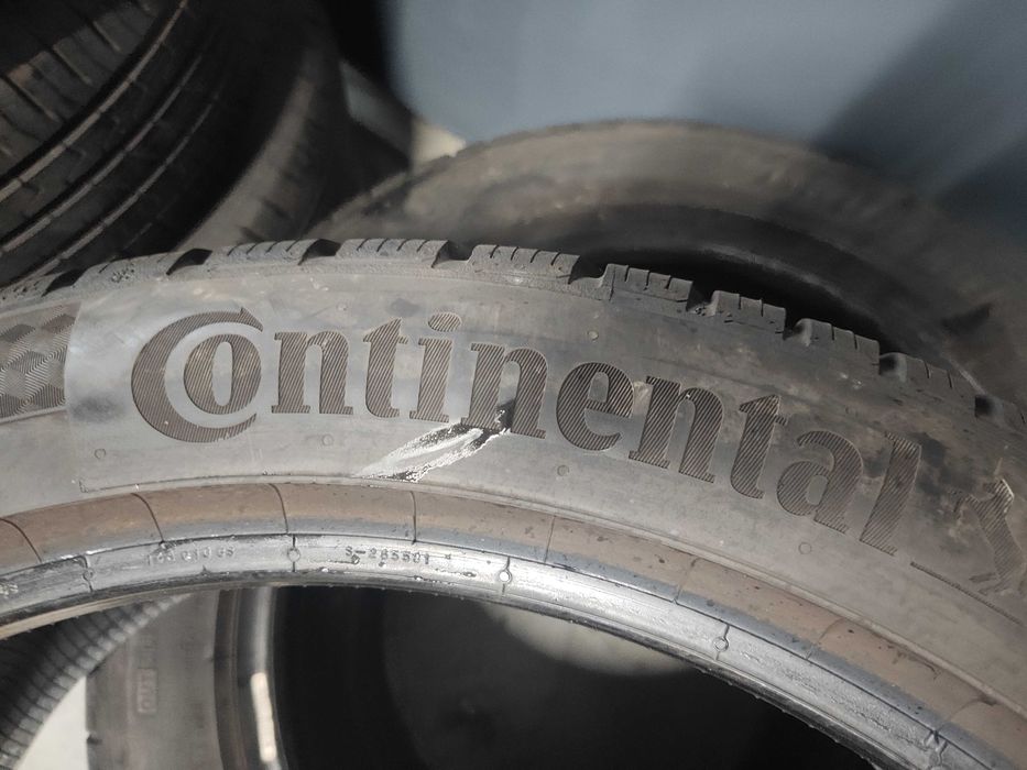 2бр.зимни гуми 235/45/20 Continental