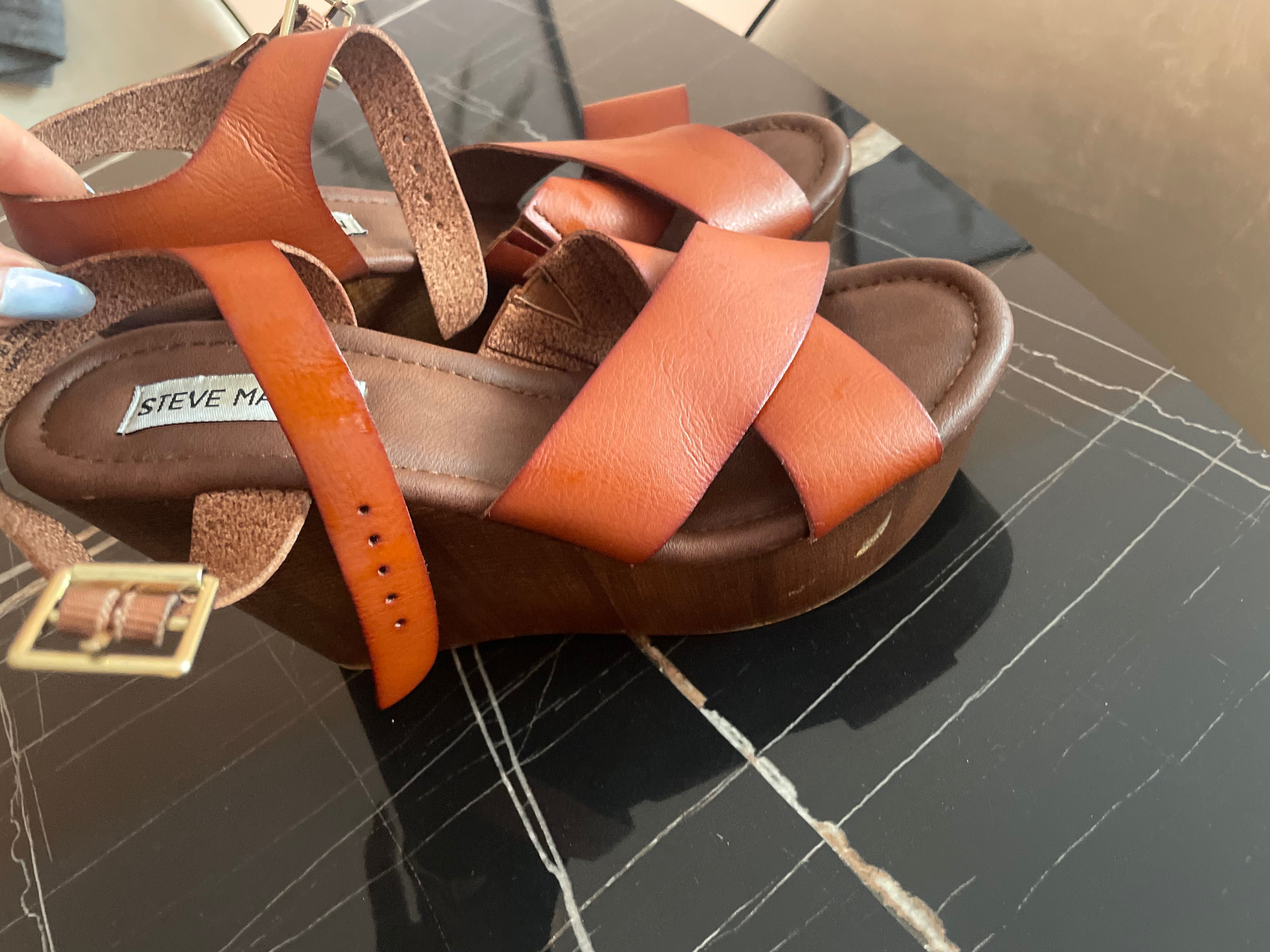 Steve Madden 37, сандали на платформа