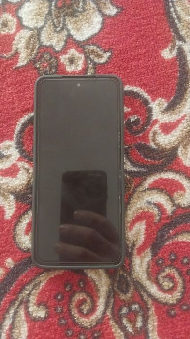 Poco X3pro 6/128 holati yaxshi