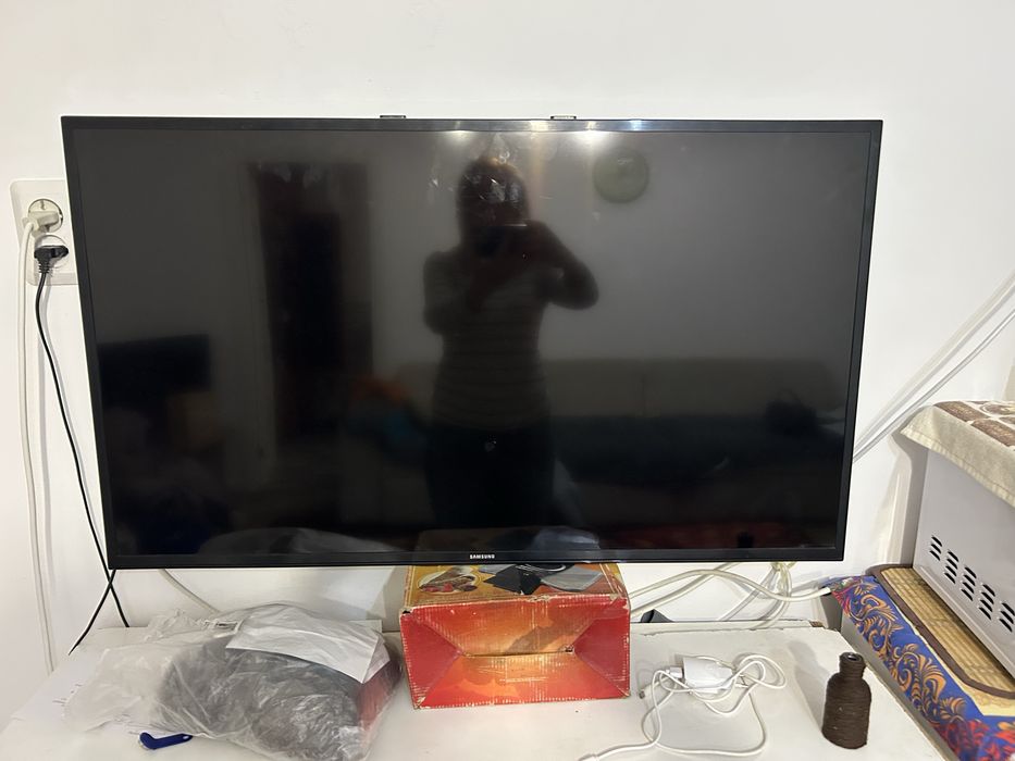 Срочно продам телевизор