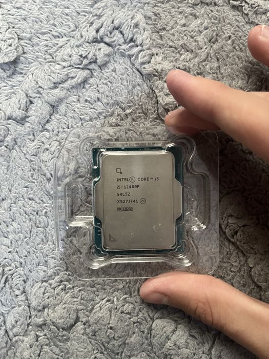 Procesor i5 12400f