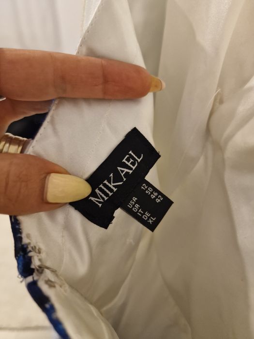 Vand rochie ocazie