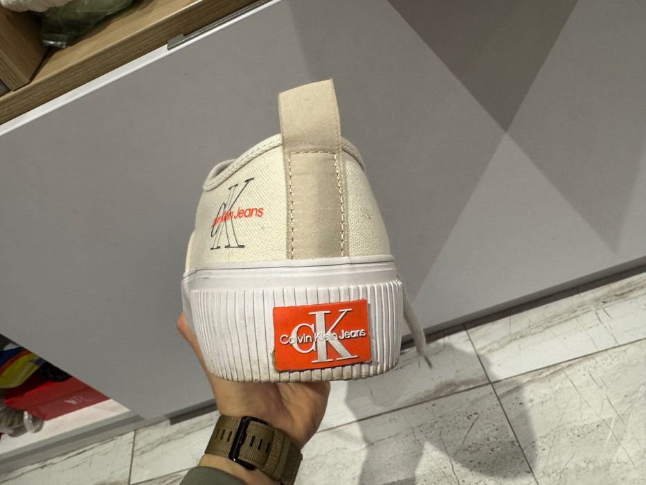 Кецове Calvin Klein