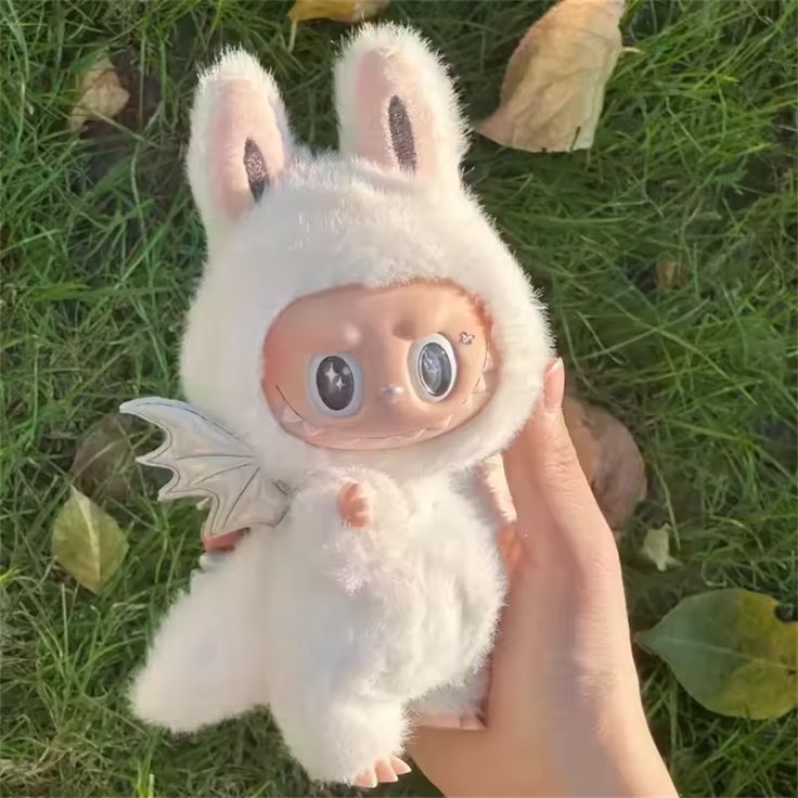 Labubu zimomo angel white бяло лабубу зимомо лимитирано оригинално