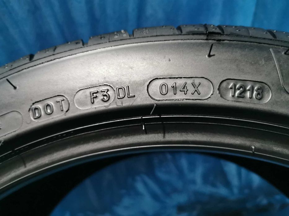 245 40 18 - 275 35 18 michelin 4 buc