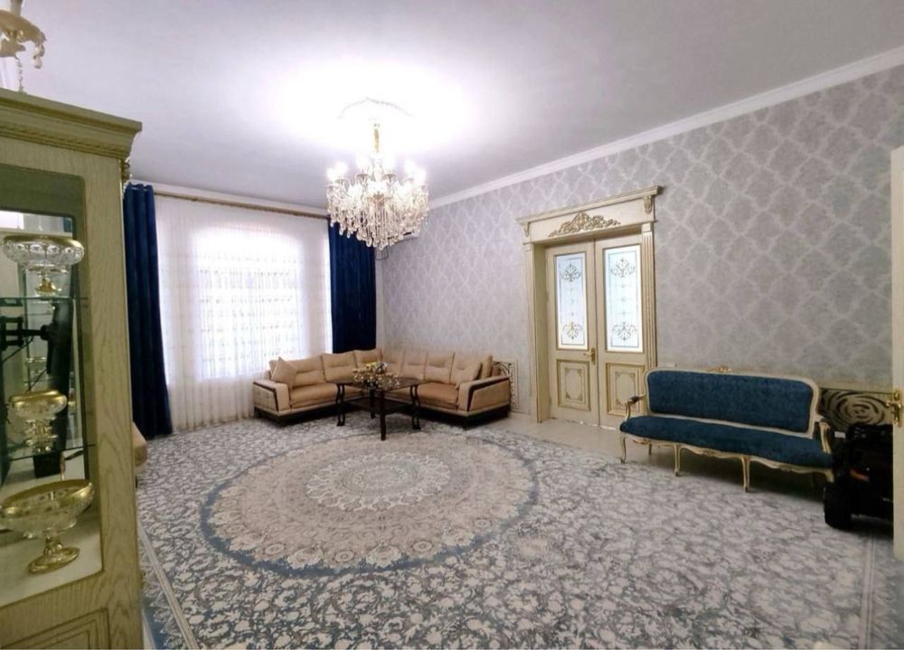 Продается 3х этажный дом на М.Горького (Никитина)