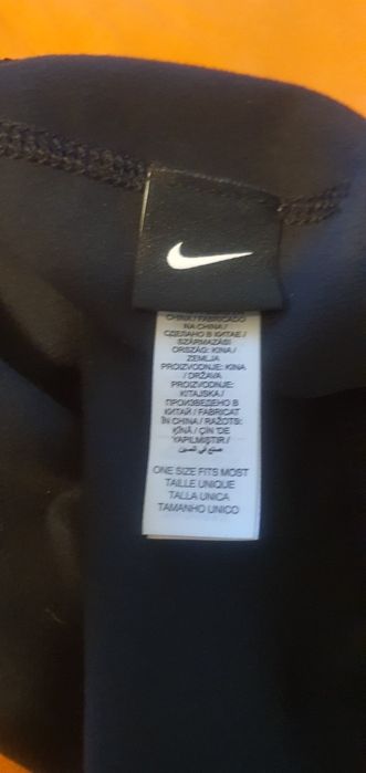 Caciuli fes nike 2 modele  Caciuli fes nike negru 2 modele.Pret bucata