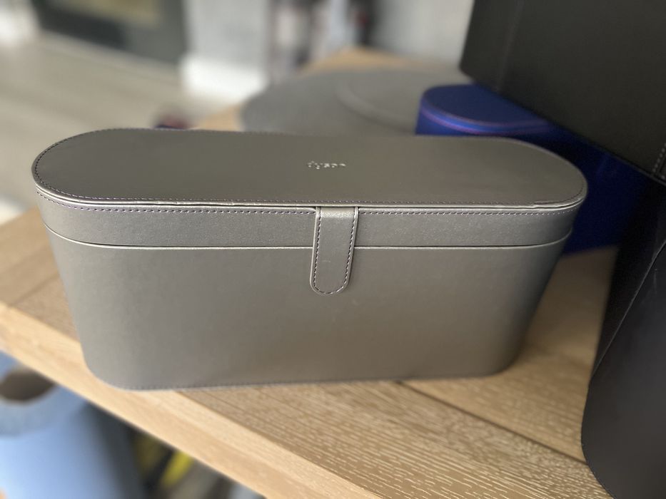 Cutie dyson transport ,depozitare placa par,feon,accesori etc