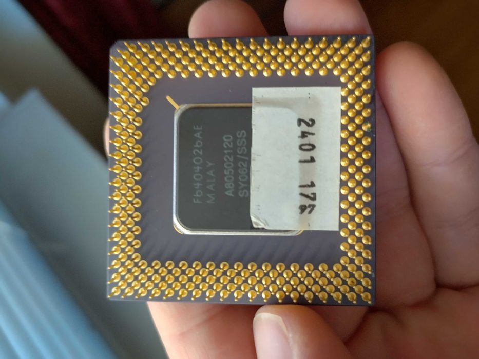 Procesor Pentium 120 Mhz, socket 7, retro, testat