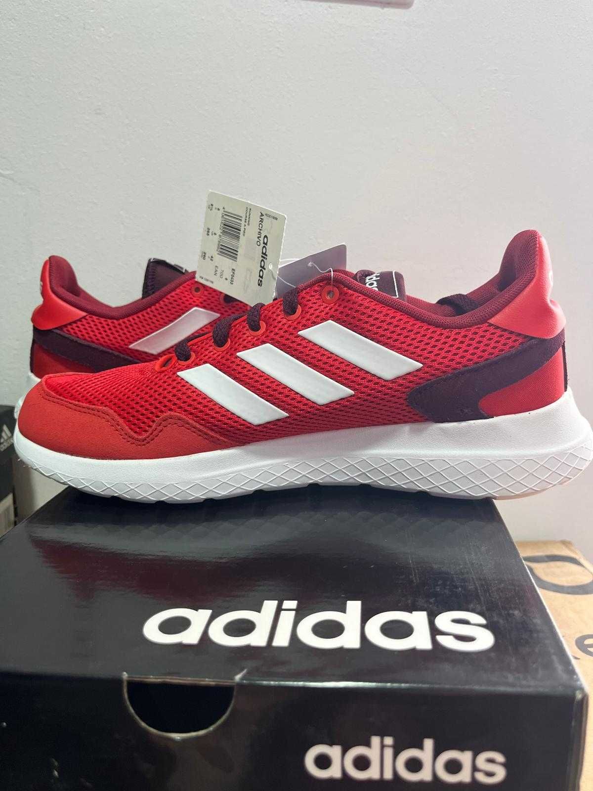 Adidas Archivo ,marime 42 , Cod:EF0433