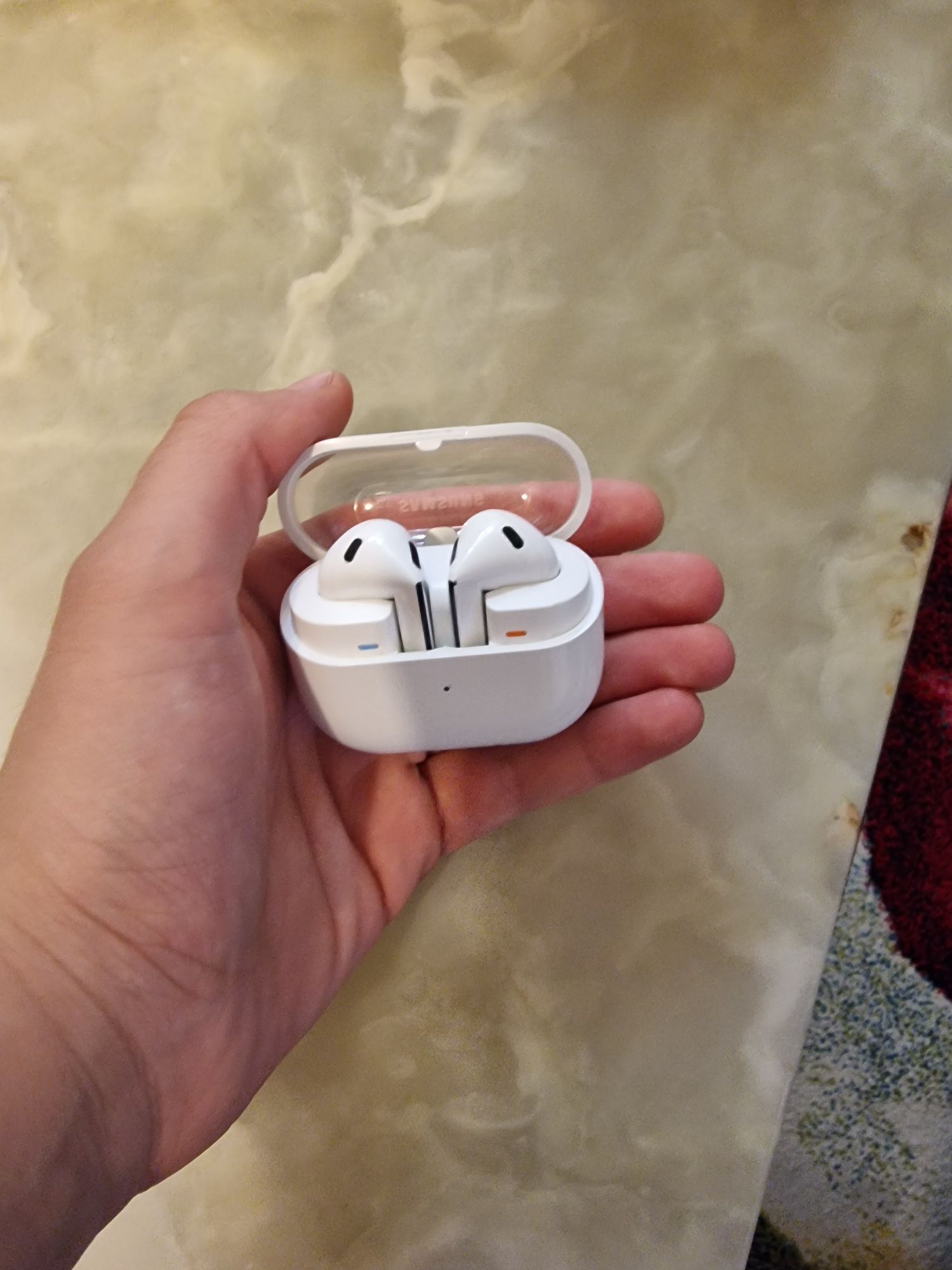 Galaxy Buds 3 - lipsa casca dreapta