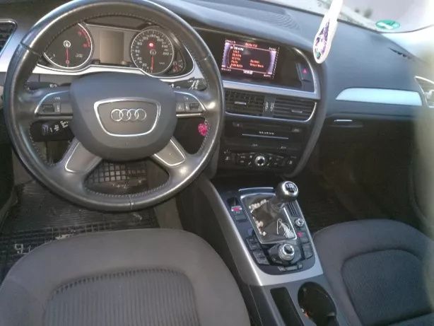 Vand Audi A4 b8 2013