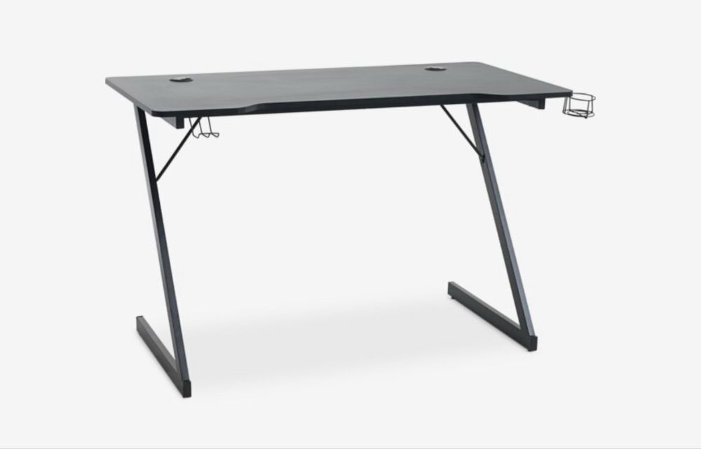 Геймърско бюро 60x120 с поставка за чаша и слушалки