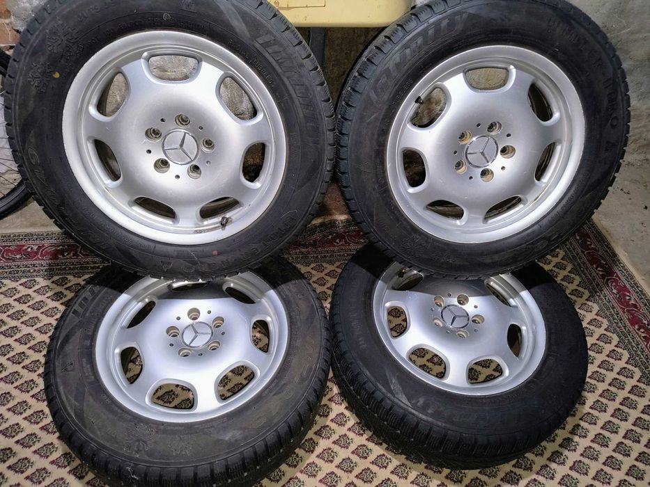 Зимни гуми с алуминиеви джанти оригинални за mercedes s класа и други.