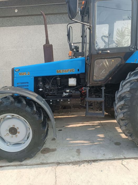 Belarus 1025 2 traktori sotilad 2023