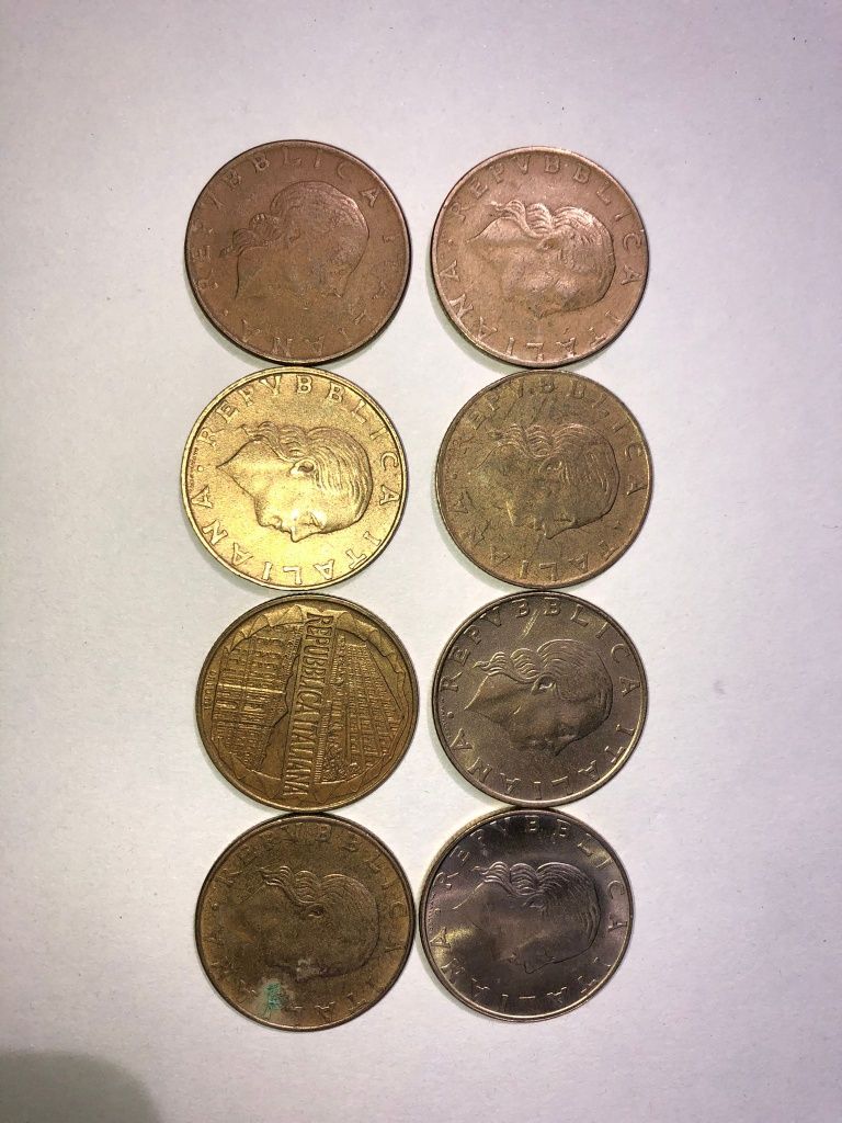Monezi vechi 1 euro 2 euro 20 centi 200 lire 10 forint
