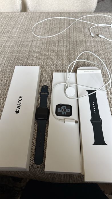 Часы Apple watch se
