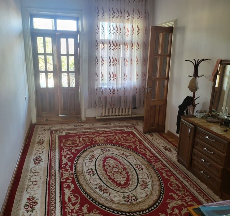 Yunsobod Xasanboy shaxar tarab 9 sotu fayzli xovli 22 fasad srochniy