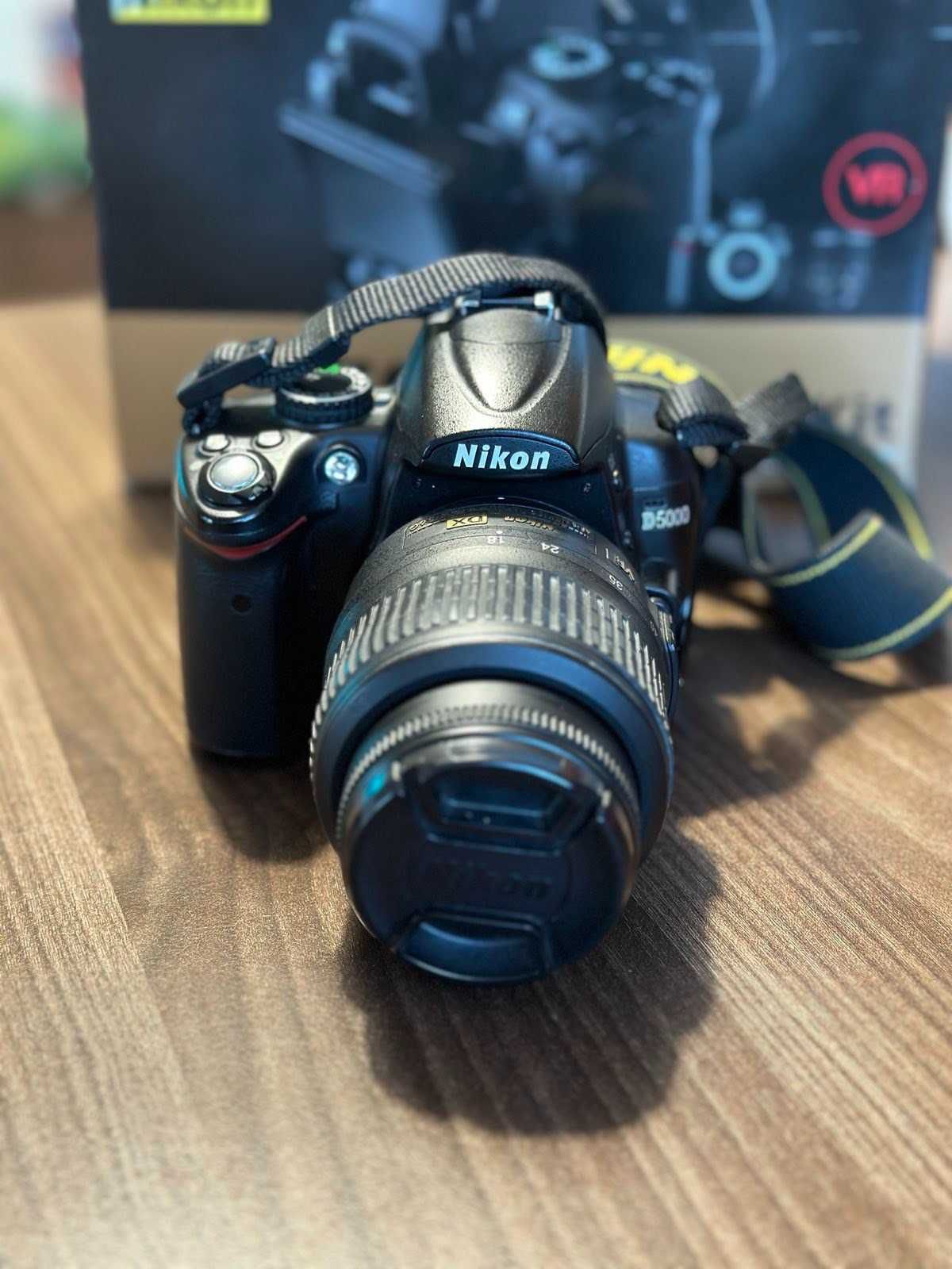 Фотоапарат Nikon D5000 с обектив 18-55 VR KIT