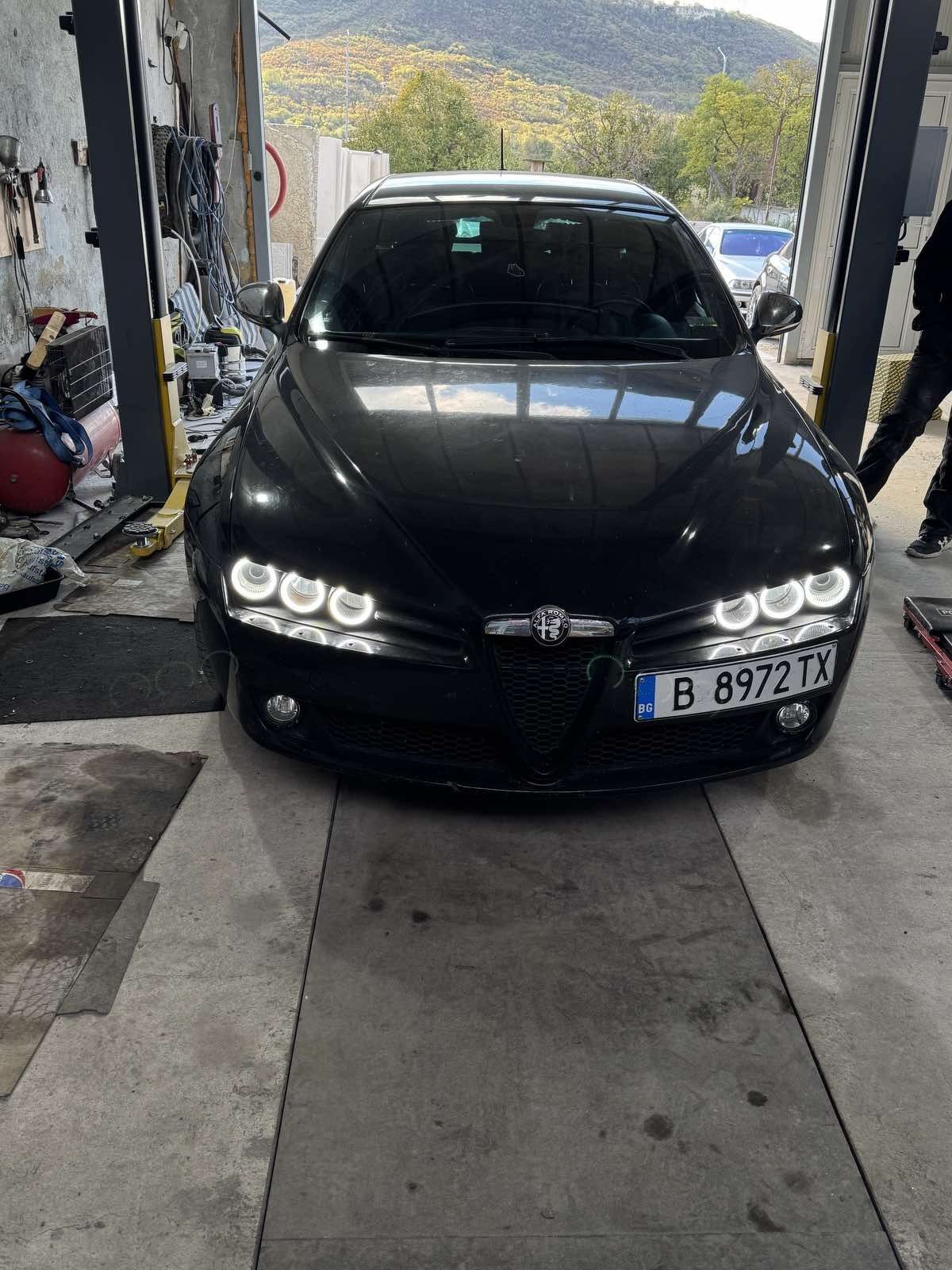 Монтаж Angel Eyes/Bi-Led/Смяна/Полиране/рефлектори лупи/Alfa Romeo 159