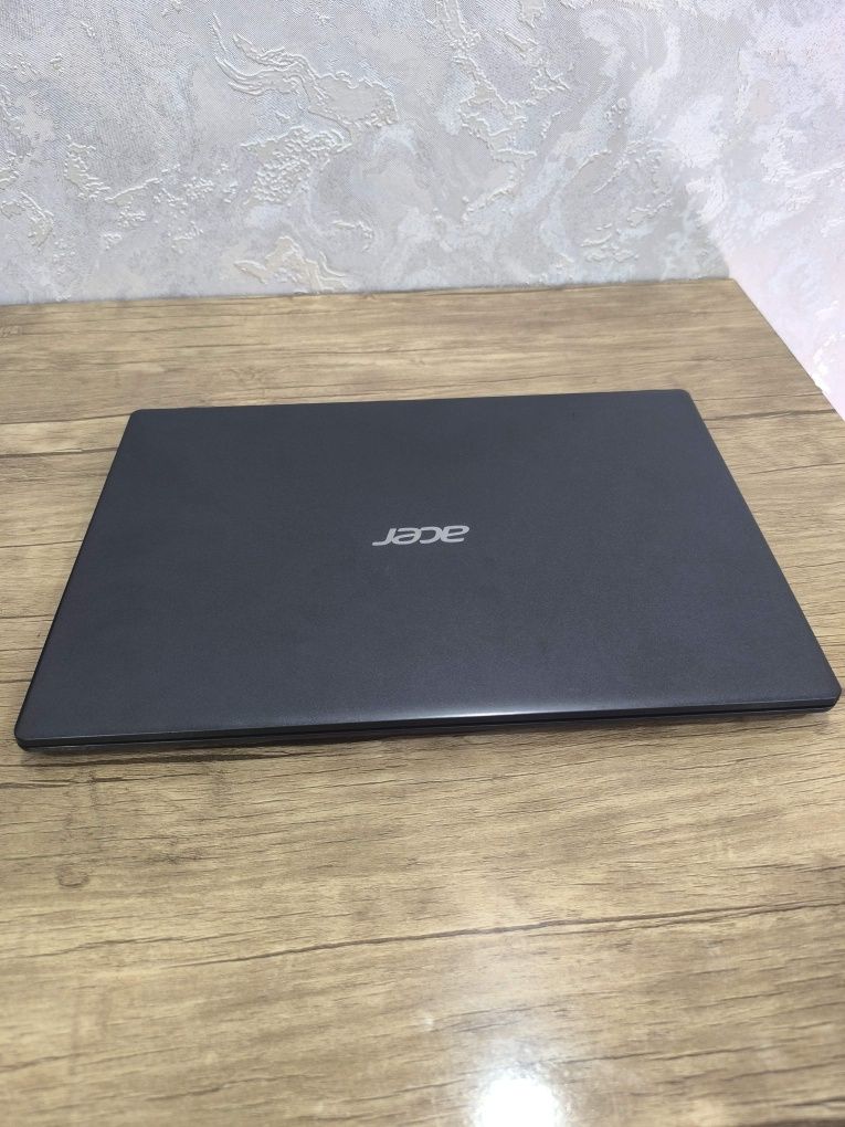 Acer Core i7 10 pakalenya sotiladi