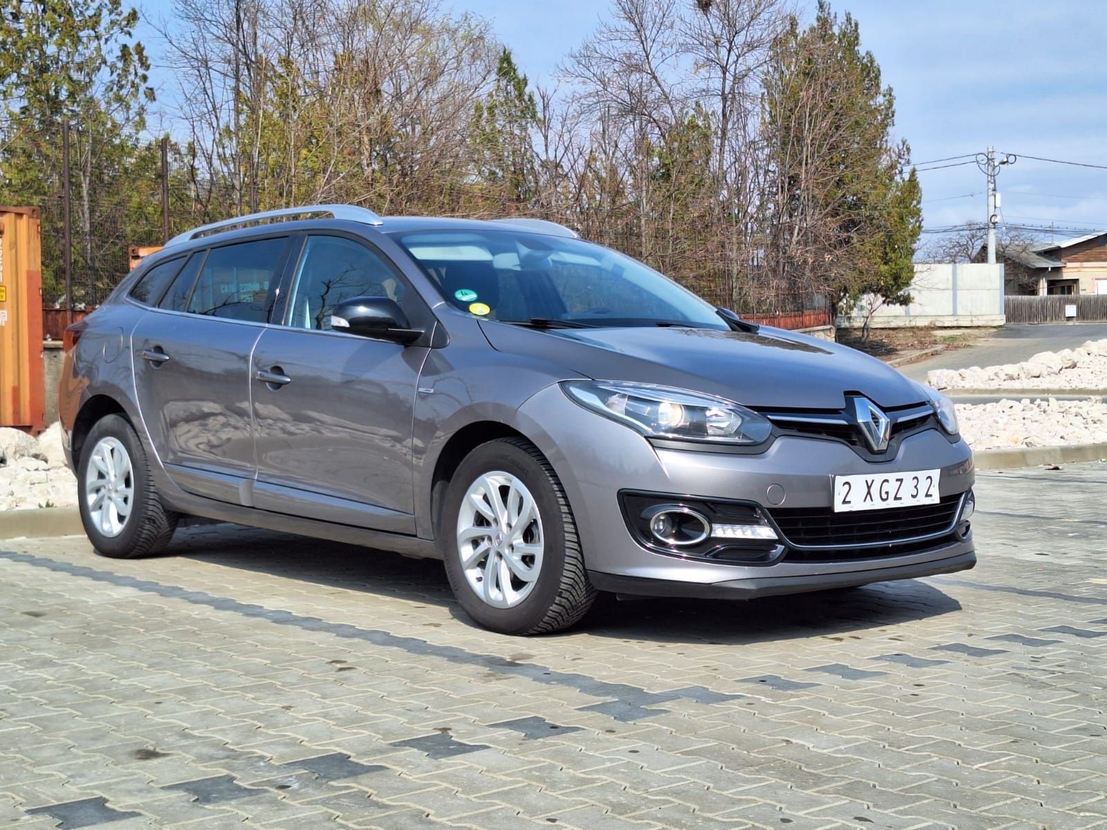 Renault Megane 1.5 dci Bose Edition 09-2014 Jante aliaj Navi Senzori P