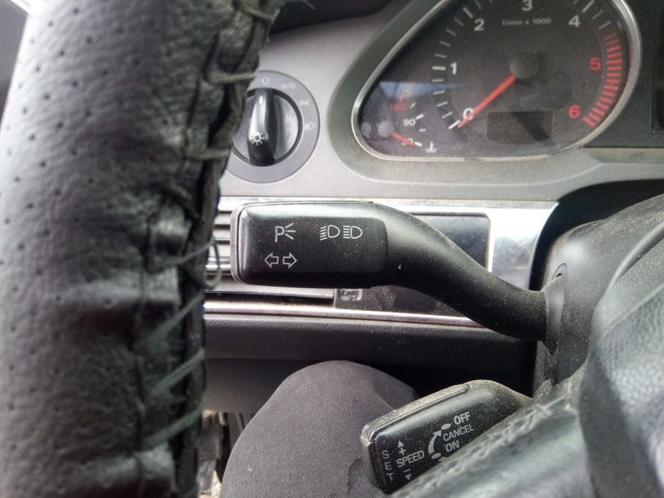 Dezmembrari  Audi A6 (4F, C6)  2004  > 2011 2.7 TDI Motorina