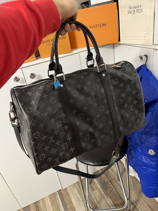 Geanta LV unisex , calitate premium .