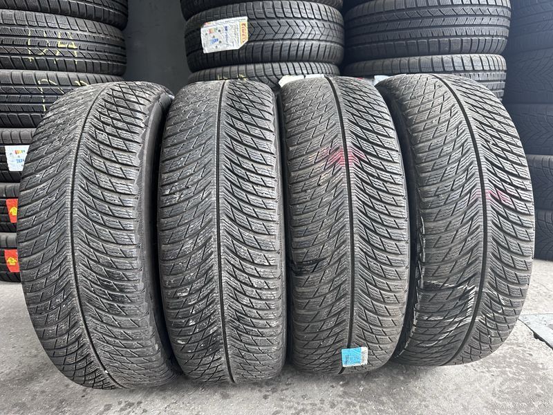 235/65/17 MICHELIN 4бр
