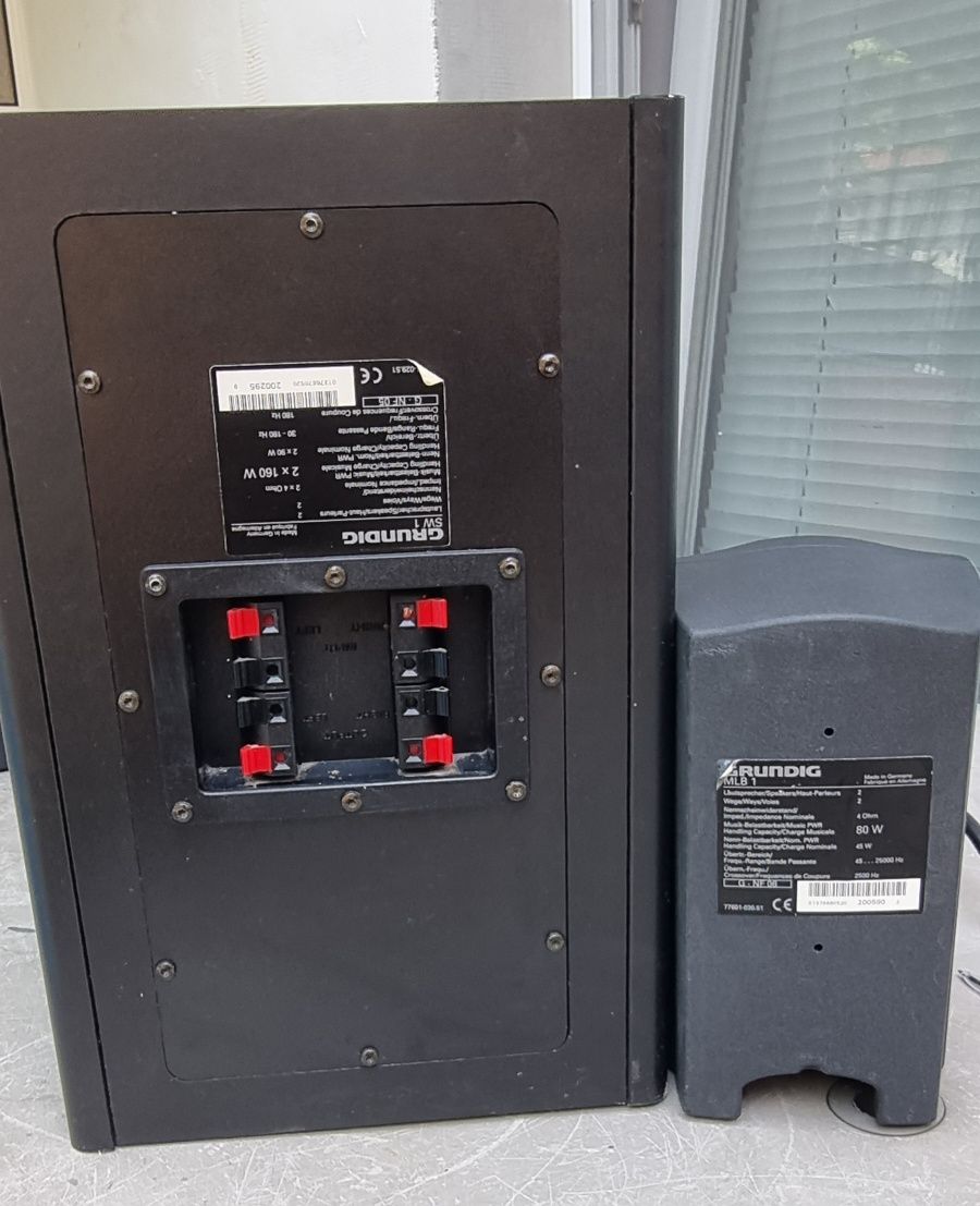Комплект колони Grundig