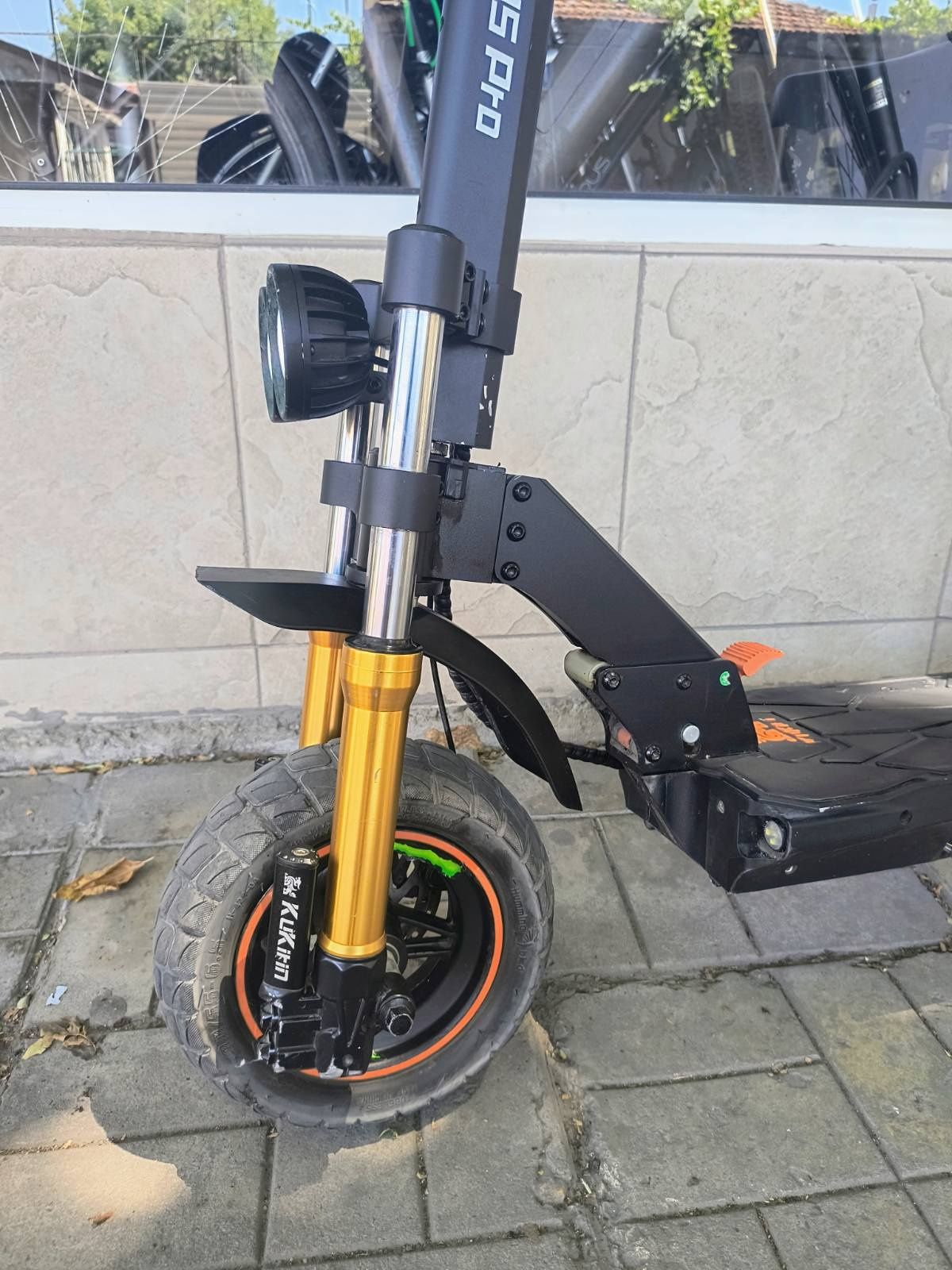 Електрическа тротинетката KuKirin M5 Pro