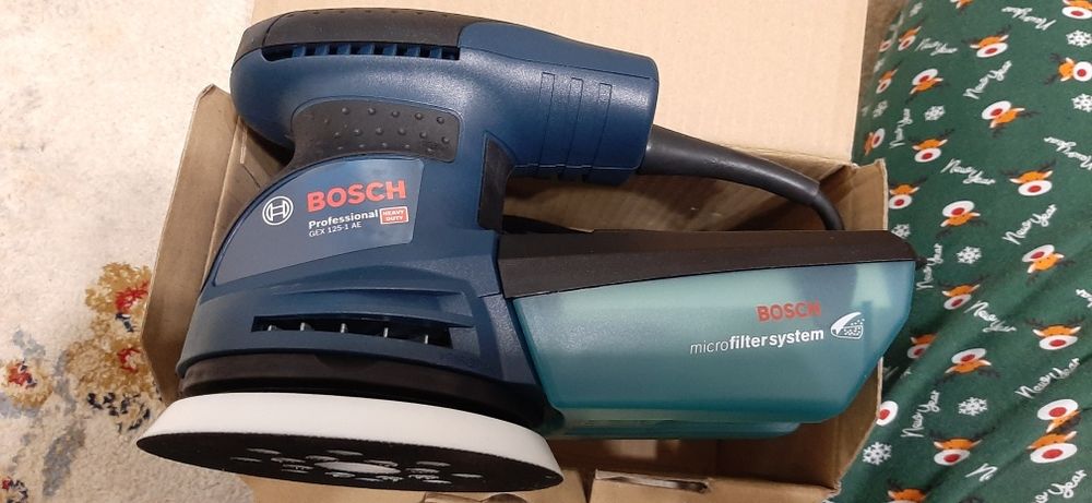 Продам шлифмашинку BOSH новая